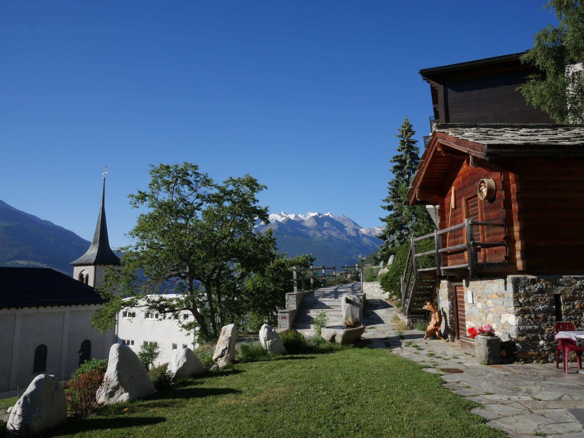 Hotel Alpenblick 3*